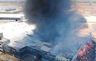 Gaziantep’te fabrika yangını: 10 kişi hastaneye...