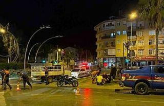 Gazipaşa’da kamyonet ile motosiklet çarpıştı...