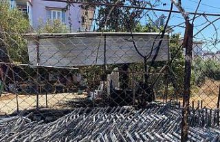 Geleceğim’ dediği masa ve sandalyeleri gözü...