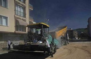 Gemlik Belediyesi’nden yol yapım atağı