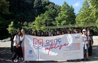 Genç Atölye ile gezerek öğreniyorlar