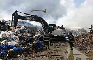 Geri dönüşüm fabrikasında 18 saattir soğutma...