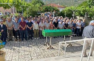 Görünmez kazada hayatı kaybeden yaşlı adam toprağa...