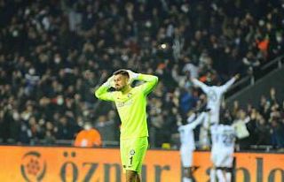 Göztepe, Mateusz Lis’e imzayı attırıyor