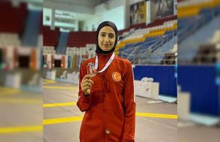 Gülse’den gümüş madalya