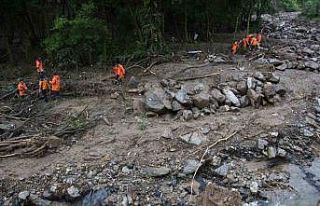 Güney Kore’de sel felaketinde ölü sayısı 41’e...
