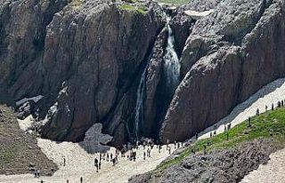 Hakkari’de terörden temizlenen Cilo Dağları ve...