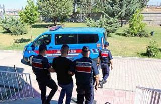 Haklarında kesinleşmiş hapis cezası bulunan 2...