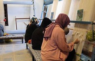 Halı dokuma kursuna yoğun ilgi