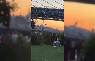 Haliç’te tehlikeli oyun: Serinlemek için Haliç...