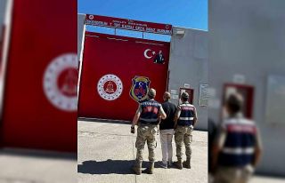 Hapis cezası bulunan hırsız, jandarmadan kaçamadı