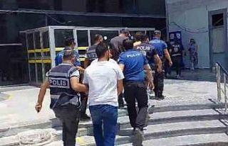 Hatay’da yakalanan 5 hırsızlık şüphelisinden...