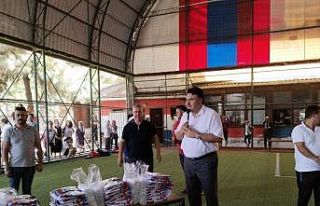 Havran’da yaz spor okullarında sporculara forma...