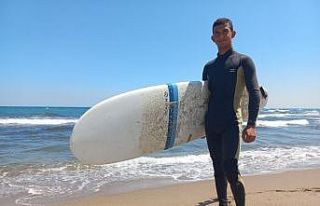 Hem çoban hem sörfçü