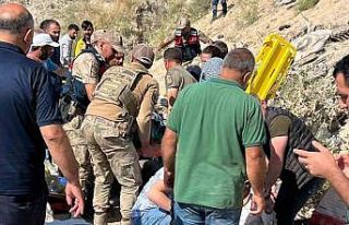 Horasan-Sarıkamış yolunda feci kaza: Ölü ve yaralılar...