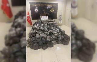 Hudut hattında 2 ton esrar ele geçirildi