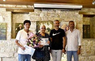 İbramaki Sanat Galerisi Oyuncu Uygur’u ağırladı