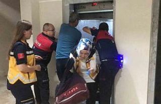 İhbara giden 112 Acil Servis ve polis ekipleri 20...