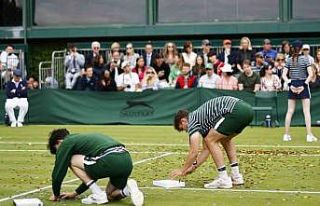 İklim aktivistleri Wimbledon’ı hedef aldı