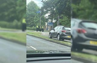 İngiltere’de bir okulda öğretmene bıçaklı...