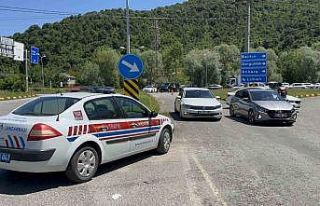 İnkumu tatilci akınına uğradı, araç girişleri...