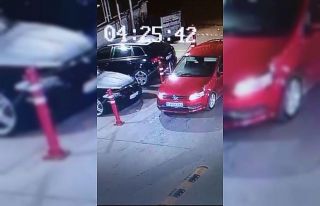 İstanbul’da lüks otomobili çalma girişimi kamerada:...
