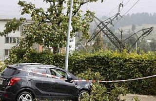 İsviçre’yi fırtına vurdu: 1 ölü, 15 yaralı