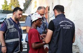 İzmir’de düzensiz göçmen operasyonu