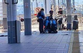 Japonya’da trende bıçaklı saldırı