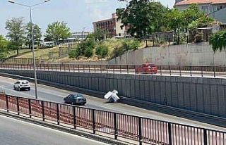 Kamyon sürücüsünden karayolunda tehlikeli hamle