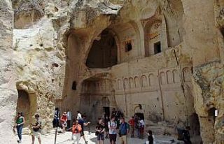 Kapadokya son bir ayda yarım milyon turist ağırladı