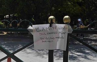 Karşıdan karşıya geçmeyi zorlaştıran bariyerlere...