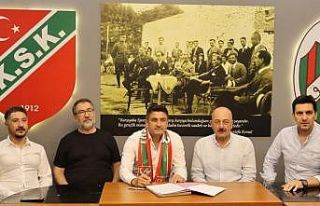 Karşıyaka’da Futbol Şube isyan etti