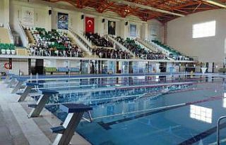 Karslı çocuklar yüzme eğitimi alacak