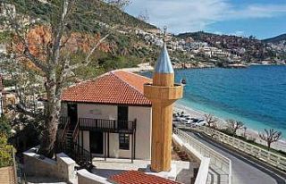Kaş’taki 142 yıllık Lami Bey Camii’nin restorasyonu...