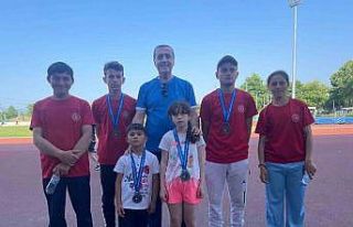 Kastamonulu işitme engelli sporcular şampiyonadan...