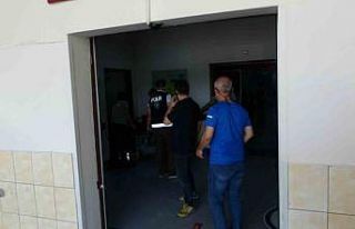 Kavgaya müdahale eden polis memuru silahla vuruldu