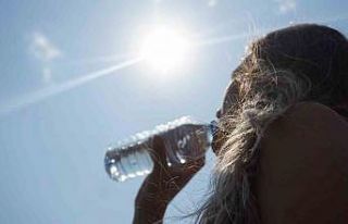 Kavurucu sıcakta aşırı su içmek tehlikeli