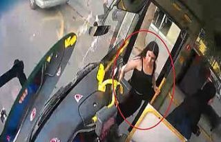 Kaybolan kızını gece gündüz sokak sokak arıyor