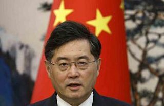 Kayıp Çin Dışişleri Bakanı görevden alındı
