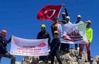 Kayserili Dağcılar bu kez Munzur Dağı’na tırmandı