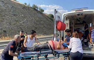 Kazada ağır yaralanan şahıs yaşam savaşını...