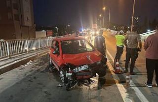 Kazada anne ve kızı yaralandı