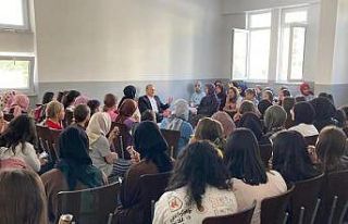 Kazancı, gençlerle buluştu