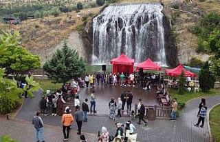 Keçiören’de park konserleri başladı