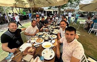 Kıbrıs’ta başlayan devrelerin dostluğu görenleri...