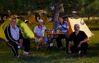 Kırkpınar güreş sevdalıları, meydanlarda çadırlarda...