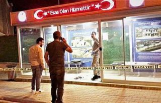 Kız yurdu önündeki durağa bırakılan şüpheli...