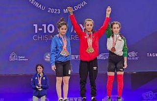 Koloğlu Avrupa Şampiyonu sporcusunu unutmadı