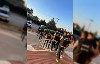 Konya’da uyuşturucu tacirlerine operasyon: 14 gözaltı